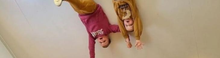 Slaapkamer bij Huis op de Kop in Mind Mystery.